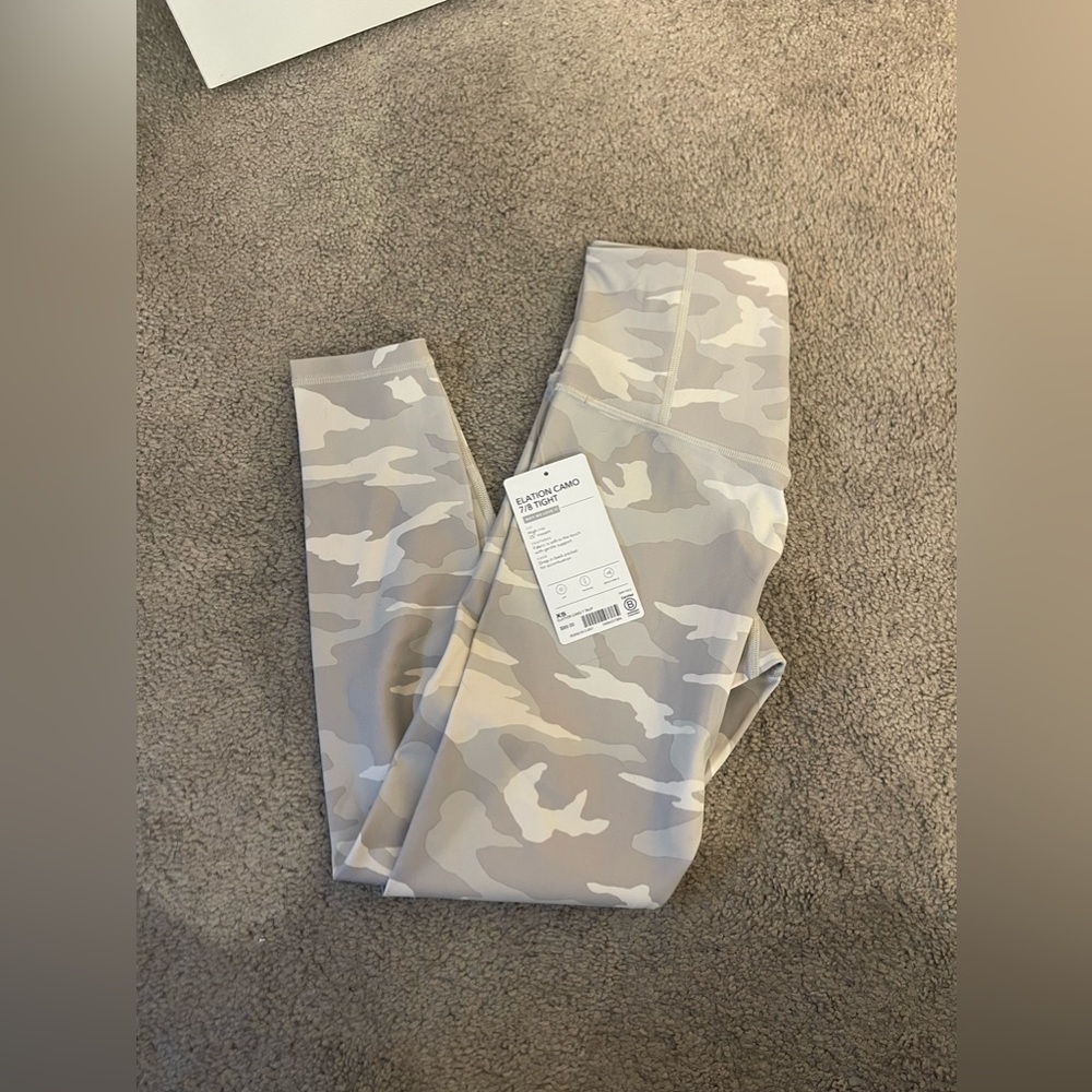 Nwt athleta leggings